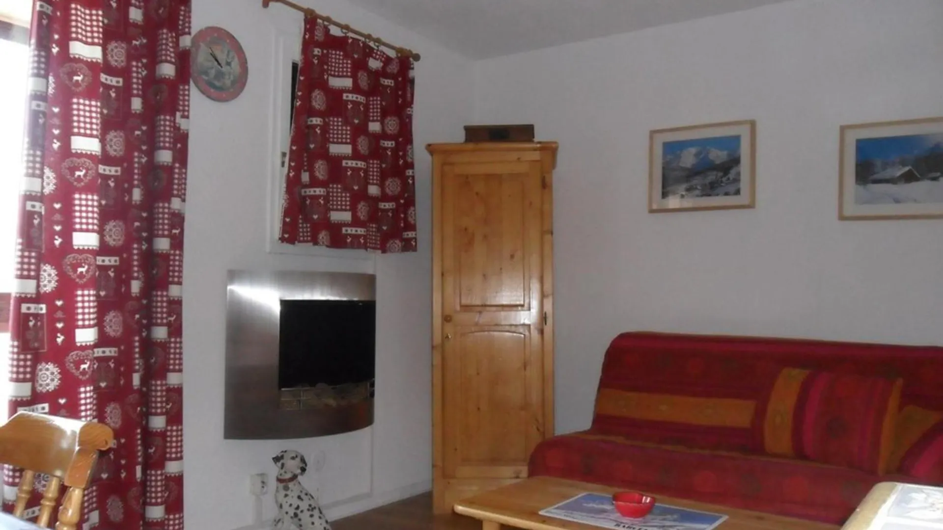Apartment Studio Cabine Sud-Ouest Avec Balcon Et Parking A Barcelonnette - Fr-1-804-9